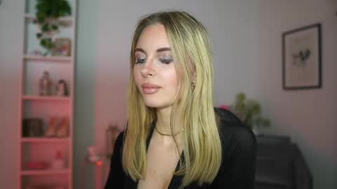 catecrago  online show from February 20, 2:46 pm