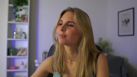 catecrago  online show from February 6, 3:20 pm