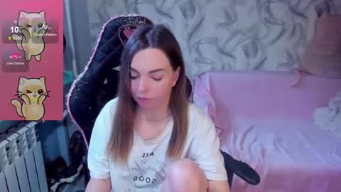 .  .  online show from November 14, 9:20 am