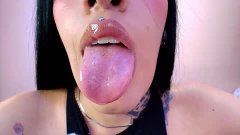 Cattleya online show from April 10, 4:07 am