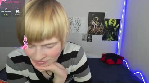 cattie_w_ online show from December 2, 1:18 am