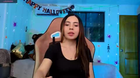 Snapshot of cattleya069 chatting on October 21, 4:16 am  Cattleya you can tell me Leya too.     online show from October 21, 4:16 am