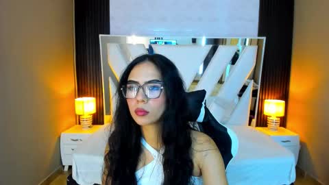 SARA  online show from October 13, 11:13 am