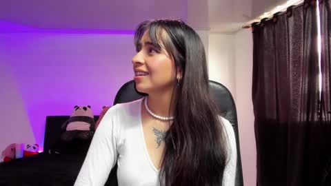 Celestineeeeee online show from March 9, 7:15 pm