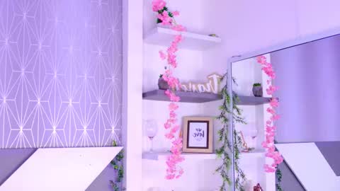 Snapshot of celine_lee chatting on October 11, 8:44 pm Celine online show from October 11, 8:44 pm