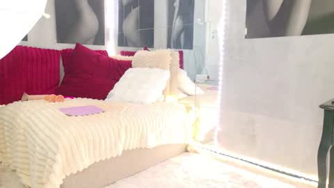 CELIA online show from November 21, 11:23 am