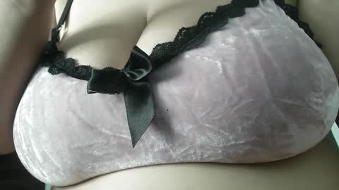 Fabi online show from December 14, 3:15 pm