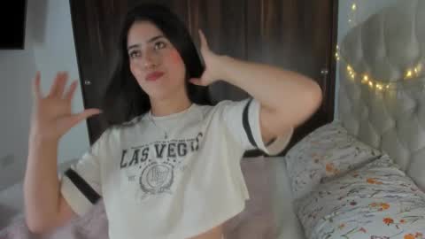 Chanell online show from February 3, 1:41 am