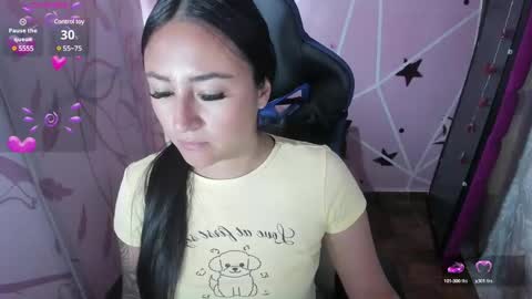 charlott_daphne online show from December 10, 12:06 am