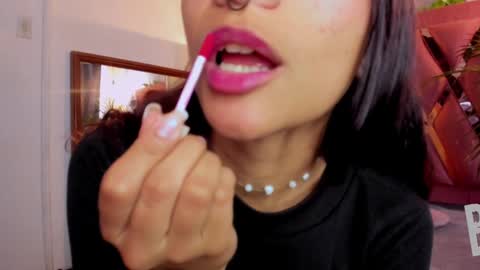 Charlotte online show from January 25, 7:05 pm