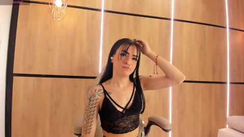 Charlotte colee online show from November 27, 11:46 am