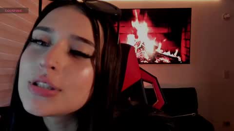 Charlotte  online show from November 22, 10:23 pm