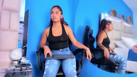 charlotte_mia17 online show from November 18, 2:51 pm