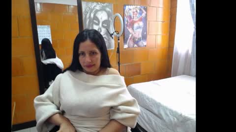 Charlotte online show from January 27, 2:13 pm