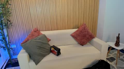 Charlotte  Everyday From 0700 to 1300 Col Time online show from November 27, 3:48 pm