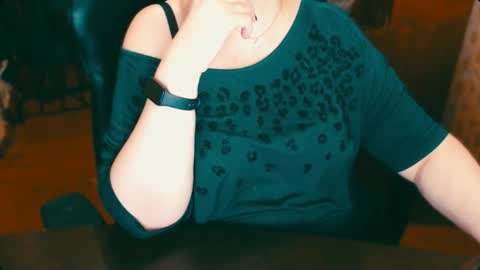 CharlotteXTasty online show from December 19, 2:53 pm