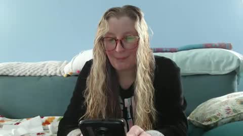 Chelsea online show from February 24, 5:42 pm