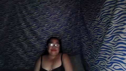 chenita_kits online show from December 3, 1:24 pm