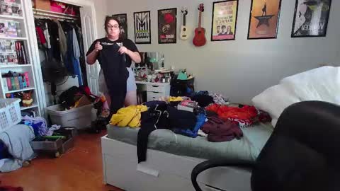 chericheesecake online show from October 3, 9:31 pm