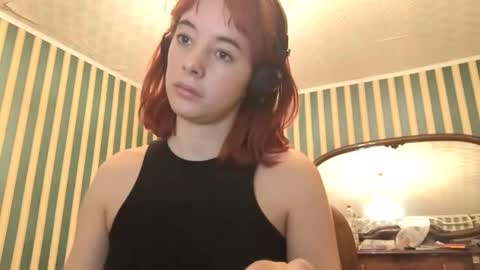 Emely online show from March 2, 6:25 pm