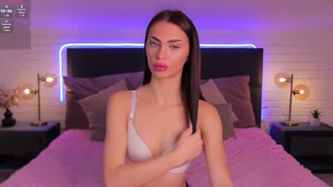 Cherry  Kiss online show from October 16, 7:16 pm