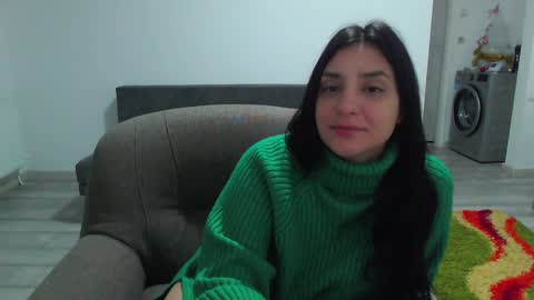 Snapshot of cherry_pie95 chatting on February 4, 3:00 am Sherry online show from February 4, 3:00 am