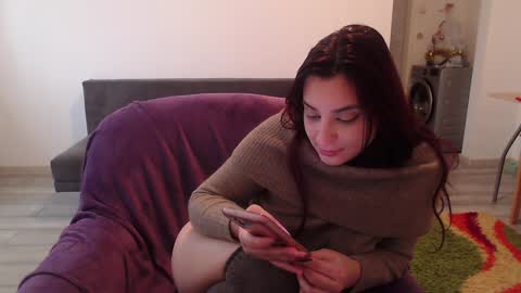 Snapshot of cherry_pie95 chatting on January 13, 7:54 am Sherry online show from January 13, 7:54 am