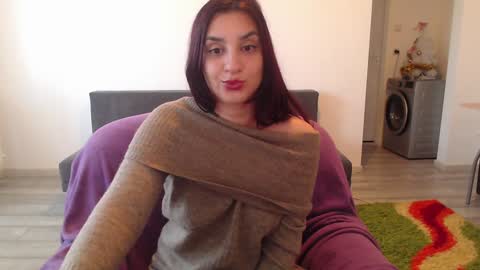 Snapshot of cherry_pie95 chatting on January 20, 7:25 am Sherry online show from January 20, 7:25 am