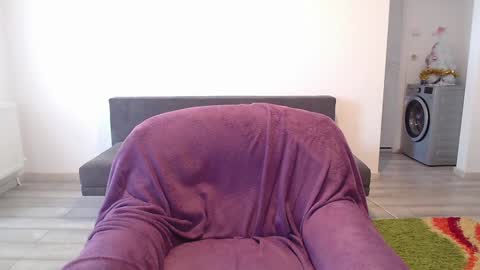 Snapshot of cherry_pie95 chatting on January 11, 11:02 am Sherry online show from January 11, 11:02 am