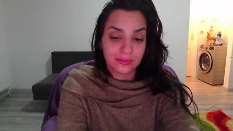 Snapshot of cherry_pie95 chatting on March 8, 3:05 am Sherry online show from March 8, 3:05 am