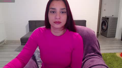 Snapshot of cherry_pie95 chatting on December 9, 7:17 am Sherry online show from December 9, 7:17 am