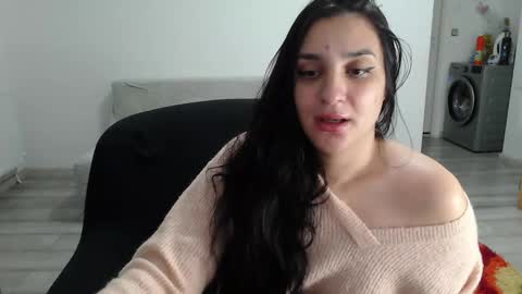 Snapshot of cherry_pie95 chatting on October 16, 2:03 am Sherry online show from October 16, 2:03 am