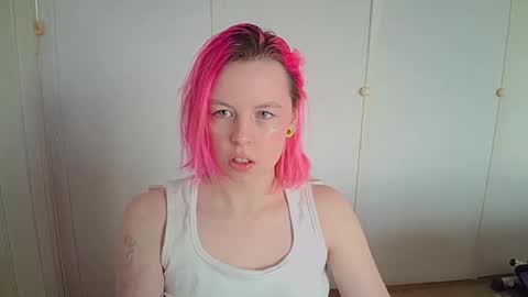 cherrybaby_0 online show from January 7, 9:34 am