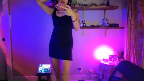 Snapshot of cherrycam777 chatting on September 27, 2:41 am Miss Cherry online show from September 27, 2:41 am