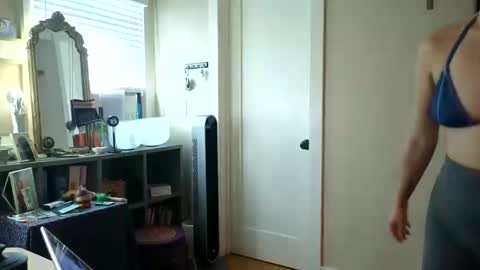 Snapshot of cherrycam777 chatting on October 15, 10:56 pm Miss Cherry online show from October 15, 10:56 pm