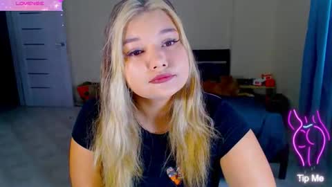 Cherylblosso online show from September 14, 9:29 am