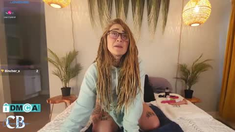 Snapshot of cheviblue chatting on January 10, 2:45 pm Chevi Blue online show from January 10, 2:45 pm