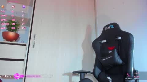 Chloe Miller  online show from November 15, 4:13 am