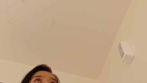 C H L O E  online show from February 11, 12:06 pm