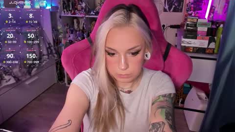 ChloeKohaku online show from October 23, 10:54 am