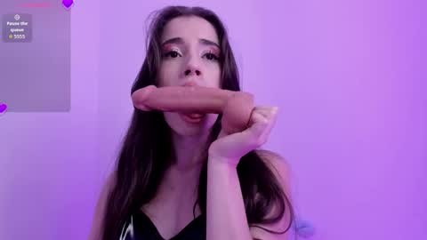 chloeminn online show from September 13, 1:57 am