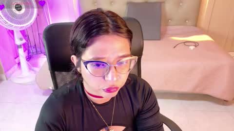 Chloe rosse online show from February 28, 2:22 am