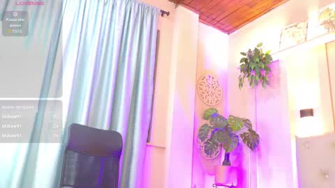 Chloe rosse online show from January 6, 1:09 am