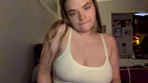 Chloe Lane online show from November 24, 8:33 pm