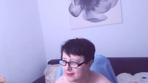 Christa online show from October 10, 1:21 am