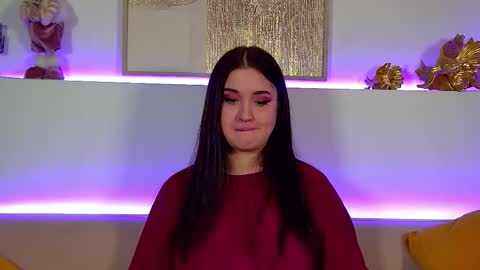 Christina online show from December 13, 7:53 pm