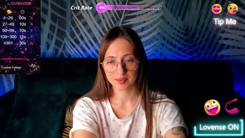 ChristyCrayme online show from December 4, 2:47 am