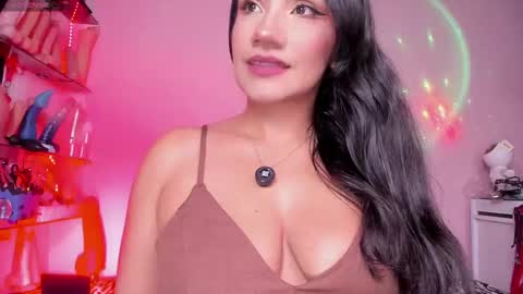 christy online show from October 9, 3:10 am