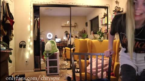 Chrys online show from October 2, 5:34 am