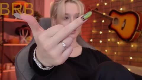 Cin Bellamy online show from January 9, 5:56 am